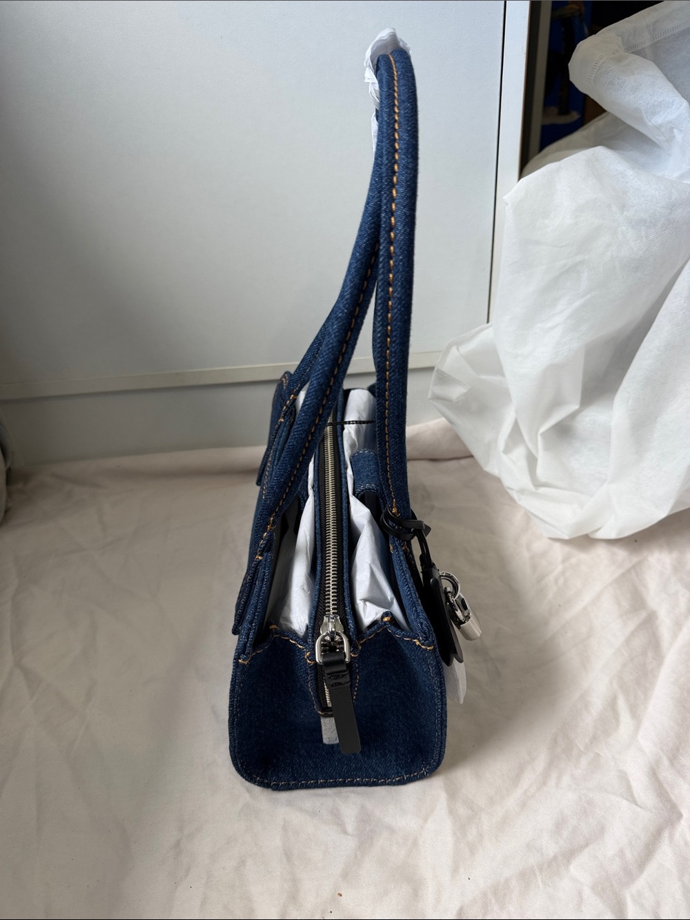 Marc Jacobs Dark Blue Denim Shoulder Bag with Lock Charm - Picture 5 of 6